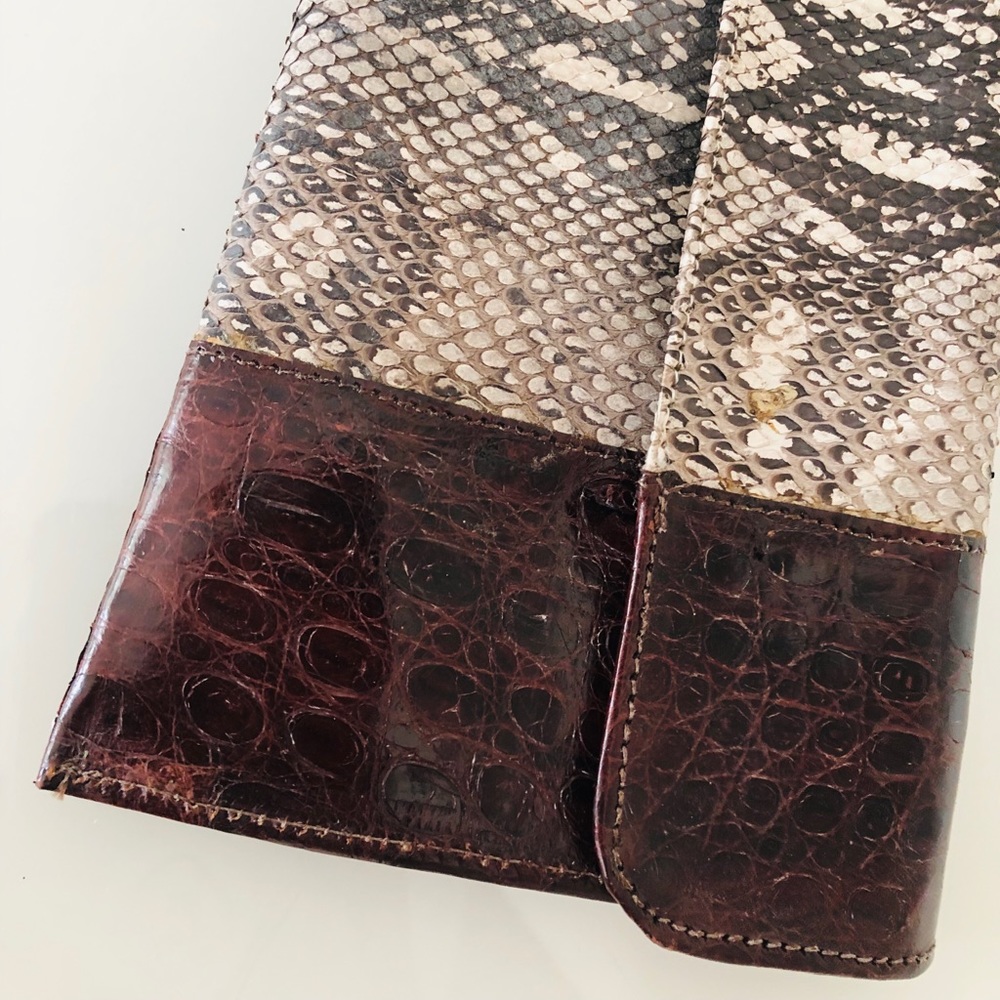 Clutch original snake skin from Nicaragua. NEW!